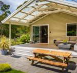 Adventure Bay Holiday Home - e-Seniors
