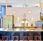 Architecturally designed beach house - e-Seniors