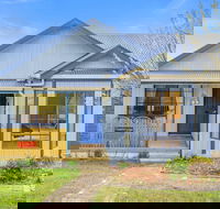 Omaroo Cottage Bruny Island - e-Seniors