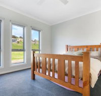 Time Away 50 Turnberry Drive - e-Seniors