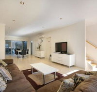 The Block Townhouses - e-Seniors