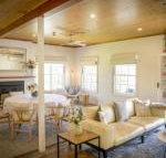 Myrtle Tree Lodge Flowers Kangaroo Valley - e-Seniors
