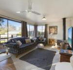Katisha Cottage pet friendly  close to town - e-Seniors