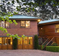 Treetops elegant inviting designer cedar home - e-Seniors
