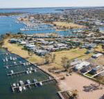 Captains Hideaway Jetty Berth  Pet Friendly - e-Seniors