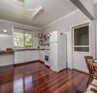 Sandy Lake Farm - e-Seniors