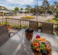 3 Bedroom Apartment Tradewinds Unit 3 - e-Seniors
