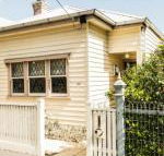 Simmers Serviced Apartments - e-Seniors