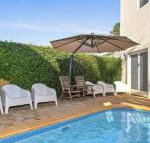 Smugglers Resort Style Apartments no 9 - e-Seniors