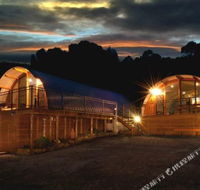 Bruny Island Accommodation 43 Degrees Beachside Studio Spa Apartments 1 - e-Seniors