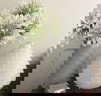 Beautiful Cottage Ocean Views Amazing Gardens 12 Minute Walk to Beach - e-Seniors