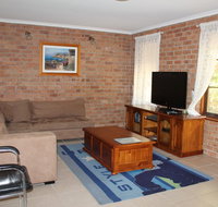Surf Beach Family Friendly Home - e-Seniors