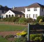 The Dormie House - On The Golf Course - e-Seniors
