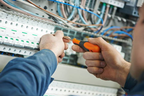 R & M Electrical Pty Ltd - e-Seniors 0