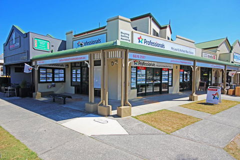 Professionals Pottsville & Cabarita Beach - e-Seniors 1