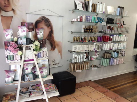 Addictive Hair & Beauty - e-Seniors 1