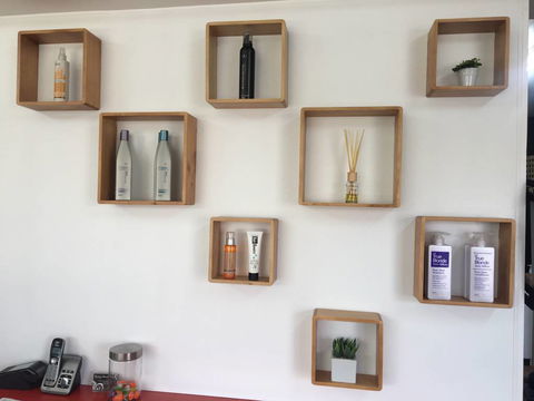 Freedom Hairdressing - e-Seniors 0